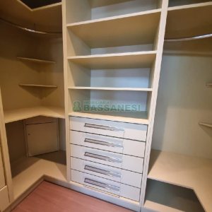 Apartamento com 154m², 3 dormitórios, 3 vagas, no bairro Madureira em Caxias do Sul para Alugar ou Comprar