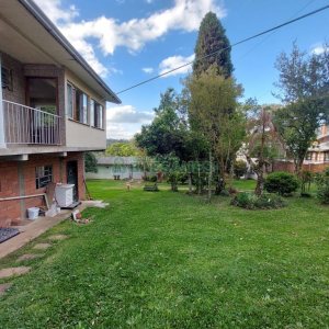 Casa com 306m², 3 dormitórios, 1 vaga, no bairro Pedancino em Caxias do Sul para Comprar