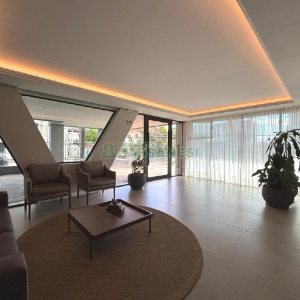 Apartamento com 140m², 3 dormitórios, 2 vagas, no bairro São Leopoldo em Caxias do Sul para Alugar