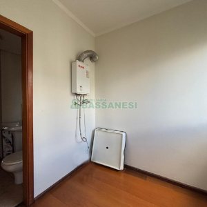 Apartamento com 140m², 3 dormitórios, 2 vagas, no bairro São Leopoldo em Caxias do Sul para Alugar