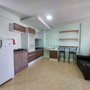 Apto Mobiliado com 30m², 1 dormitório, no bairro Centro em Caxias do Sul para Alugar