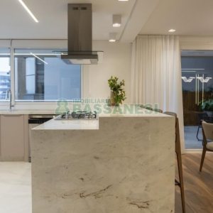 Apartamento com 212m², 3 dormitórios, 2 vagas, no bairro Madureira em Caxias do Sul para Comprar