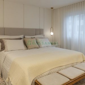 Apartamento com 212m², 3 dormitórios, 2 vagas, no bairro Madureira em Caxias do Sul para Comprar