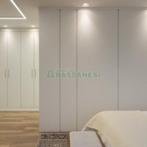 Apartamento com 212m², 3 dormitórios, 2 vagas, no bairro Madureira em Caxias do Sul para Comprar