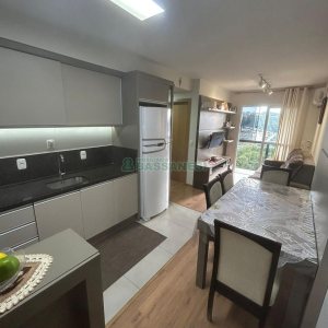 Apartamento com 61m², 2 dormitórios, 1 vaga, no bairro Santa Catarina em Caxias do Sul para Comprar