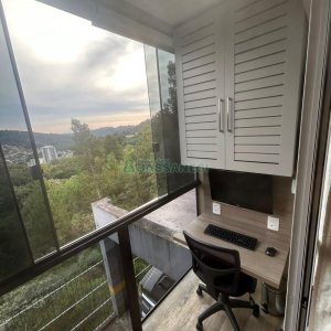 Apartamento com 61m², 2 dormitórios, 1 vaga, no bairro Santa Catarina em Caxias do Sul para Comprar