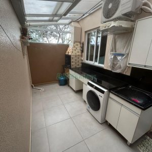 Apartamento com 61m², 2 dormitórios, 1 vaga, no bairro Santa Catarina em Caxias do Sul para Comprar