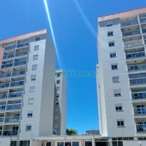 Apto Mobiliado com 54m², 2 dormitórios, 1 vaga, no bairro Vinhedos em Caxias do Sul para Alugar