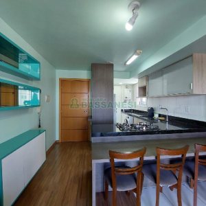 Apto Mobiliado com 54m², 2 dormitórios, 1 vaga, no bairro Vinhedos em Caxias do Sul para Alugar