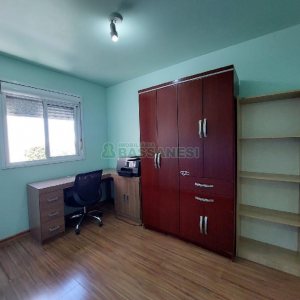 Apto Mobiliado com 54m², 2 dormitórios, 1 vaga, no bairro Vinhedos em Caxias do Sul para Alugar