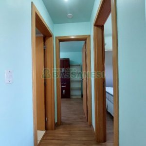 Apto Mobiliado com 54m², 2 dormitórios, 1 vaga, no bairro Vinhedos em Caxias do Sul para Alugar