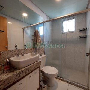 Apto Mobiliado com 54m², 2 dormitórios, 1 vaga, no bairro Vinhedos em Caxias do Sul para Alugar