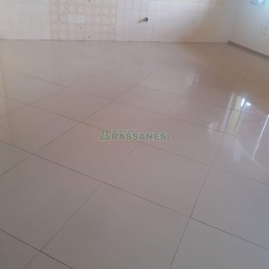 Casa com 250m², 7 dormitórios, 2 vagas, no bairro Serrano em Caxias do Sul para Comprar