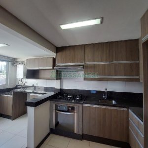 Apartamento com 92m², 2 dormitórios, 2 vagas, no bairro Lourdes em Caxias do Sul para Alugar