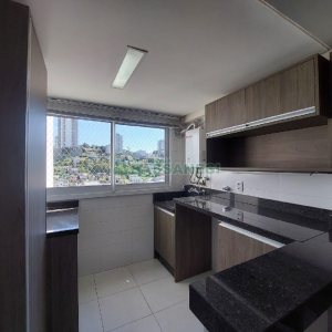 Apartamento com 92m², 2 dormitórios, 2 vagas, no bairro Lourdes em Caxias do Sul para Alugar
