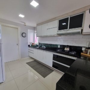 Apto Mobiliado com 97m², 3 dormitórios, 2 vagas, no bairro Villagio Iguatemi em Caxias do Sul para Alugar