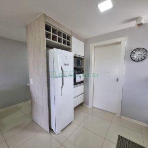 Apto Mobiliado com 97m², 3 dormitórios, 2 vagas, no bairro Villagio Iguatemi em Caxias do Sul para Alugar