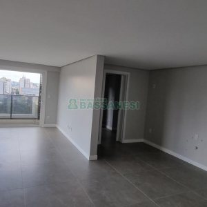Apartamento com 176m², 3 dormitórios, 3 vagas, no bairro Rio Branco em Caxias do Sul para Comprar