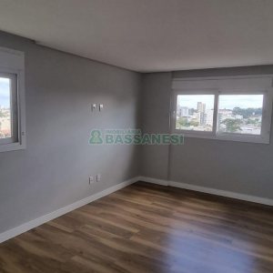 Apartamento com 176m², 3 dormitórios, 3 vagas, no bairro Rio Branco em Caxias do Sul para Comprar