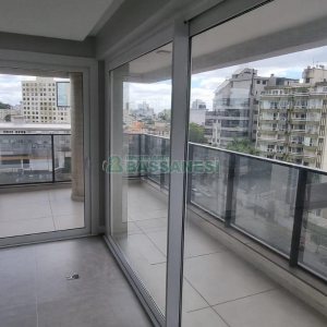 Apartamento com 176m², 3 dormitórios, 3 vagas, no bairro Rio Branco em Caxias do Sul para Comprar