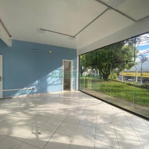 Pavilhão com 1300m², no bairro Cidade Nova em Caxias do Sul para Alugar