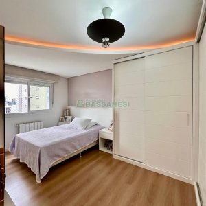 Apartamento com 202m², 3 dormitórios, 2 vagas, no bairro Exposição em Caxias do Sul para Comprar