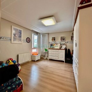 Apartamento com 202m², 3 dormitórios, 2 vagas, no bairro Exposição em Caxias do Sul para Comprar