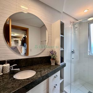 Apartamento com 202m², 3 dormitórios, 2 vagas, no bairro Exposição em Caxias do Sul para Comprar