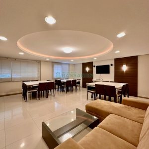 Apartamento com 202m², 3 dormitórios, 2 vagas, no bairro Exposição em Caxias do Sul para Comprar