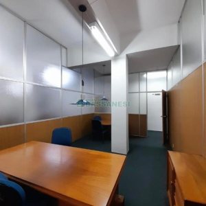 Loja com 220m², 2 vagas, no bairro Pio X em Caxias do Sul para Alugar