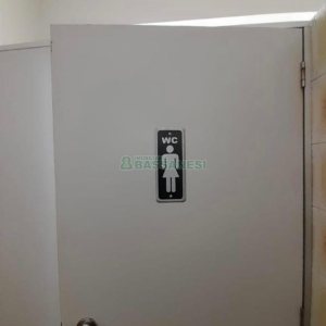 Loja com 220m², 2 vagas, no bairro Pio X em Caxias do Sul para Alugar