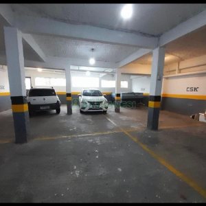 Loja com 220m², 2 vagas, no bairro Pio X em Caxias do Sul para Alugar
