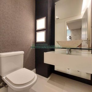 Apartamento com 201m², 3 dormitórios, 4 vagas, no bairro Medianeira em Caxias do Sul para Comprar