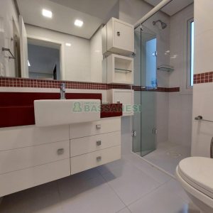 Apartamento com 201m², 3 dormitórios, 4 vagas, no bairro Medianeira em Caxias do Sul para Comprar