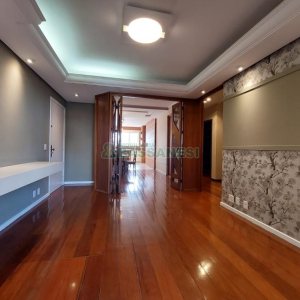 Apto/Cobertura com 132m², 3 dormitórios, 2 vagas, no bairro Pio X em Caxias do Sul para Comprar