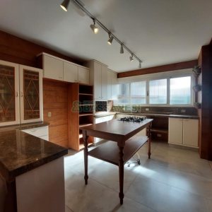 Apto/Cobertura com 132m², 3 dormitórios, 2 vagas, no bairro Pio X em Caxias do Sul para Comprar