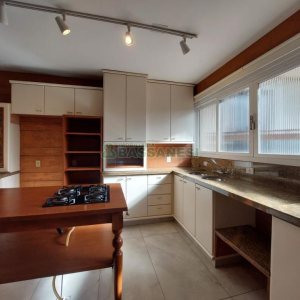 Apto/Cobertura com 132m², 3 dormitórios, 2 vagas, no bairro Pio X em Caxias do Sul para Comprar