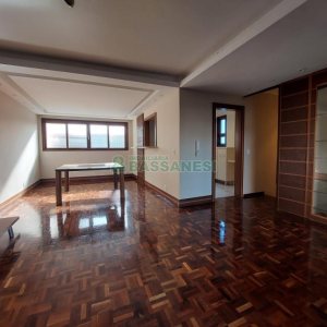 Apto/Cobertura com 132m², 3 dormitórios, 2 vagas, no bairro Pio X em Caxias do Sul para Comprar