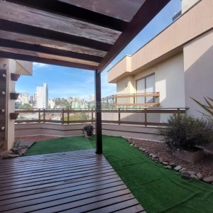 Apto/Cobertura com 132m², 3 dormitórios, 2 vagas, no bairro Pio X em Caxias do Sul para Comprar