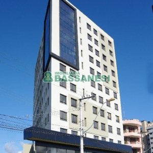 Kitinete com 47m², 1 vaga, no bairro Rio Branco em Caxias do Sul para Comprar