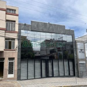 Predio com 1513m², 10 vagas, no bairro Pio X em Caxias do Sul para Alugar