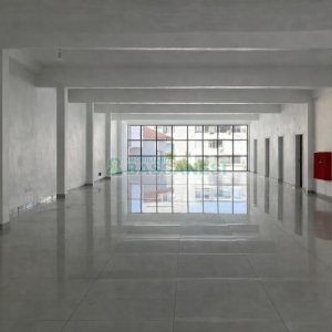 Predio com 1513m², 10 vagas, no bairro Pio X em Caxias do Sul para Alugar