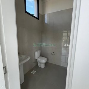 Predio com 1513m², 10 vagas, no bairro Pio X em Caxias do Sul para Alugar