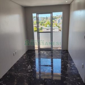 Apartamento com 58m², 2 dormitórios, 1 vaga, no bairro Santa Catarina em Caxias do Sul para Alugar ou Comprar