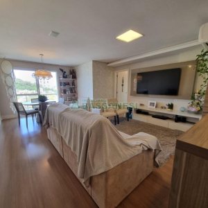 Apartamento com 96m², 2 dormitórios, 2 vagas, no bairro Colina Sorriso em Caxias do Sul para Comprar