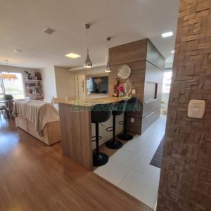 Apartamento com 96m², 2 dormitórios, 2 vagas, no bairro Colina Sorriso em Caxias do Sul para Comprar