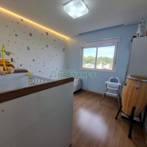 Apartamento com 96m², 2 dormitórios, 2 vagas, no bairro Colina Sorriso em Caxias do Sul para Comprar