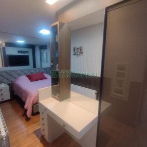 Apartamento com 93m², 2 dormitórios, 2 vagas, no bairro Villagio Iguatemi em Caxias do Sul para Comprar