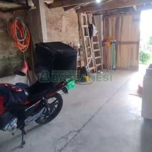 Casa com 146m², 3 dormitórios, 1 vaga, no bairro Diamantino em Caxias do Sul para Comprar