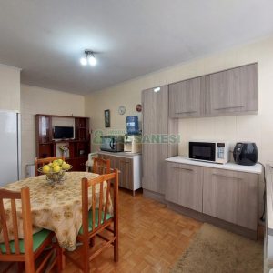 Casa com 70m², 2 dormitórios, no bairro Petrópolis em Caxias do Sul para Alugar